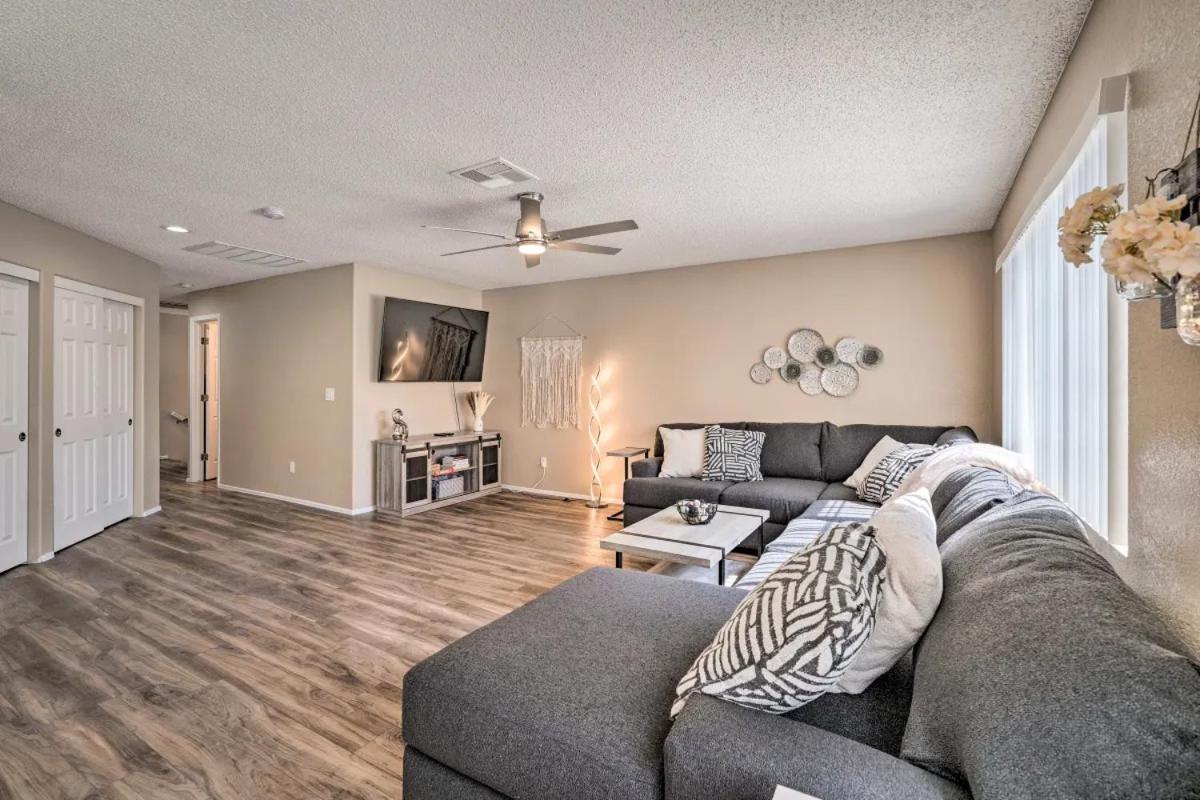 Villa A Beautiful House With Hot Tub, Grill & Games! Las Vegas Exterior foto