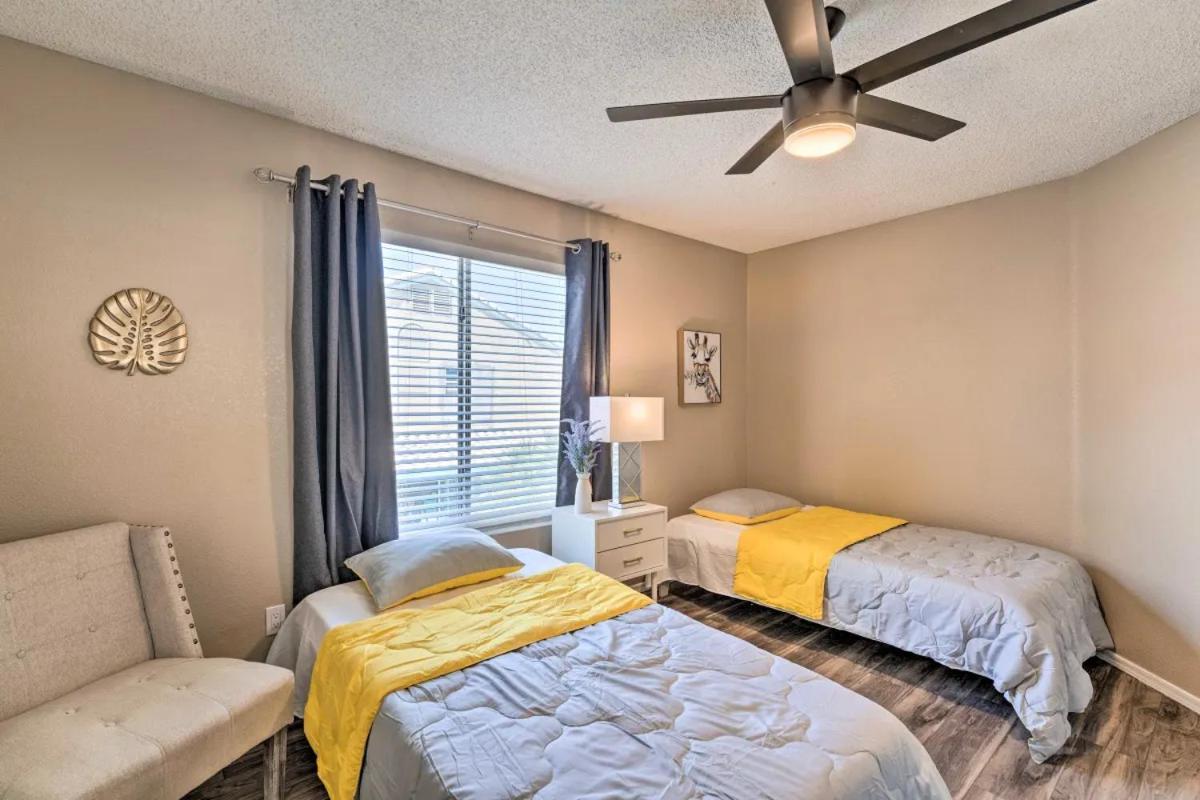 Villa A Beautiful House With Hot Tub, Grill & Games! Las Vegas Exterior foto