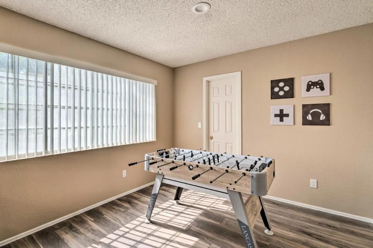 Villa A Beautiful House With Hot Tub, Grill & Games! Las Vegas Exterior foto